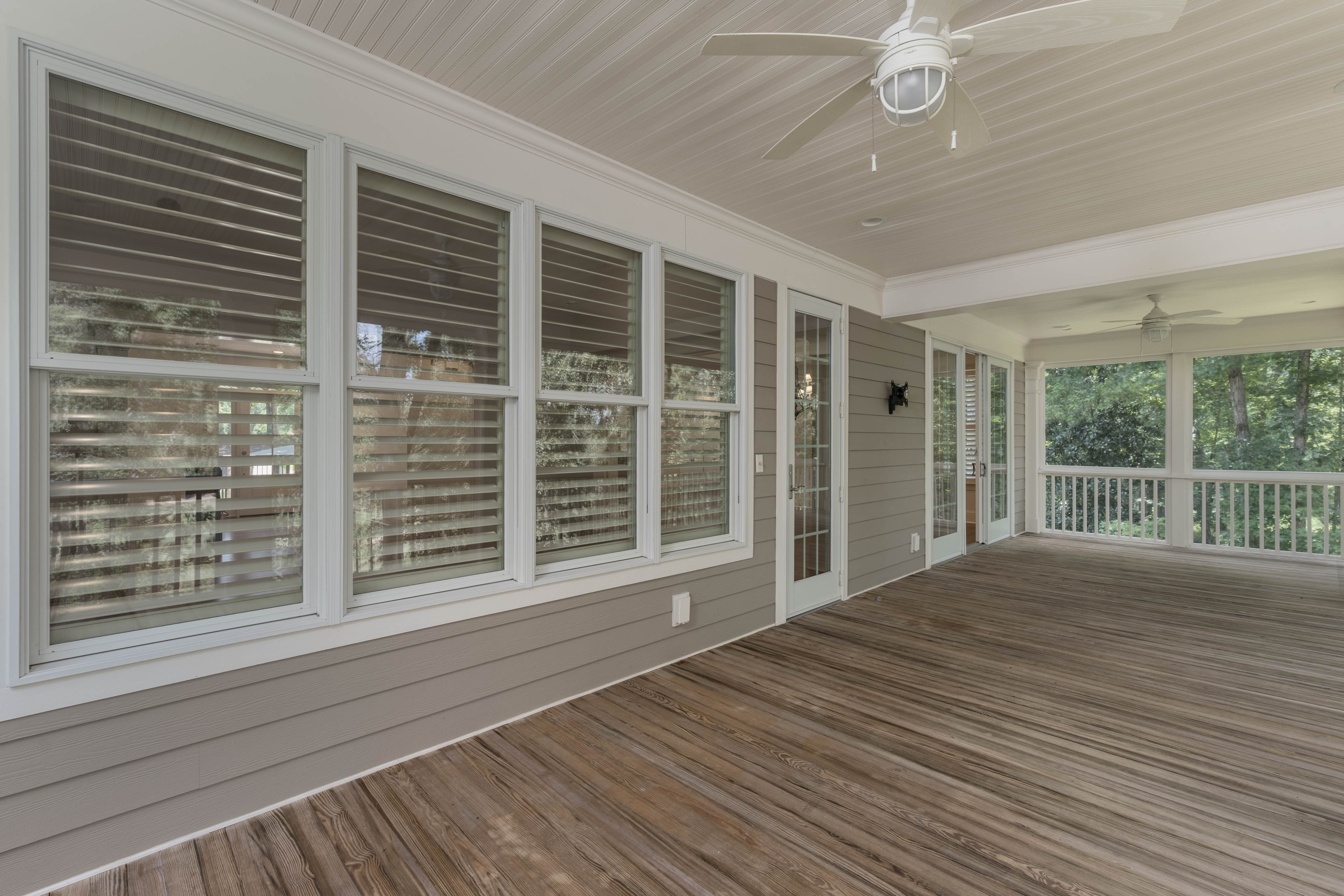 1050 Dejarnet Place image 13